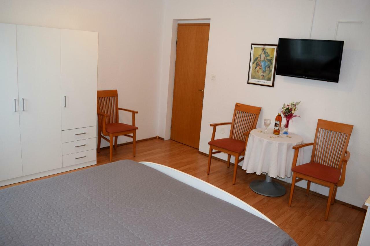 Holiday Room Macukin Brela Extérieur photo